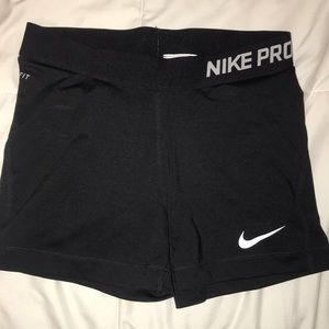 Black nike pros
